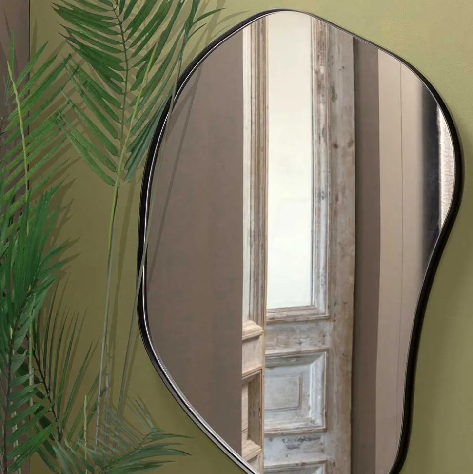 Spiegel in schwungvoll organischem Design - Gracy
