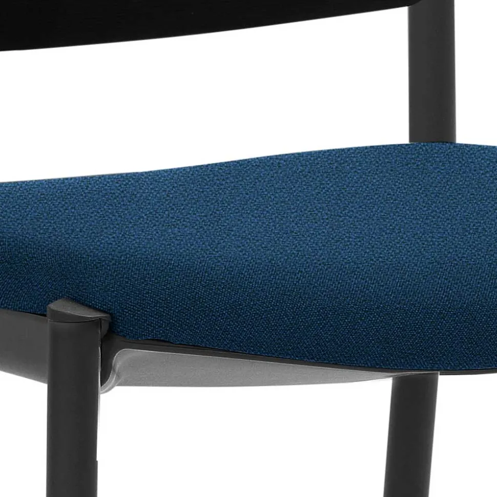 Stapelstuhl mit Polstersitz & Meshrücken - Chiantro