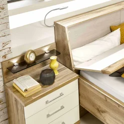 Stauraumbett Neriman und Nachtkommoden Set (dreiteilig)