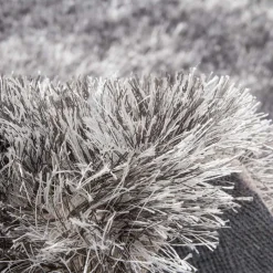 Teppich in Grau mit hohem Flor - Dagello