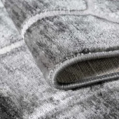 Teppich mit modern-geometrischem Muster - Finalo