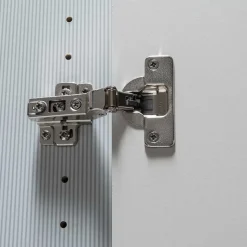 4-türiger Schlafzimmerschrank in Braun - Madita