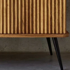 TV Board mit zwei Fächern und zwei Türen - Casarius