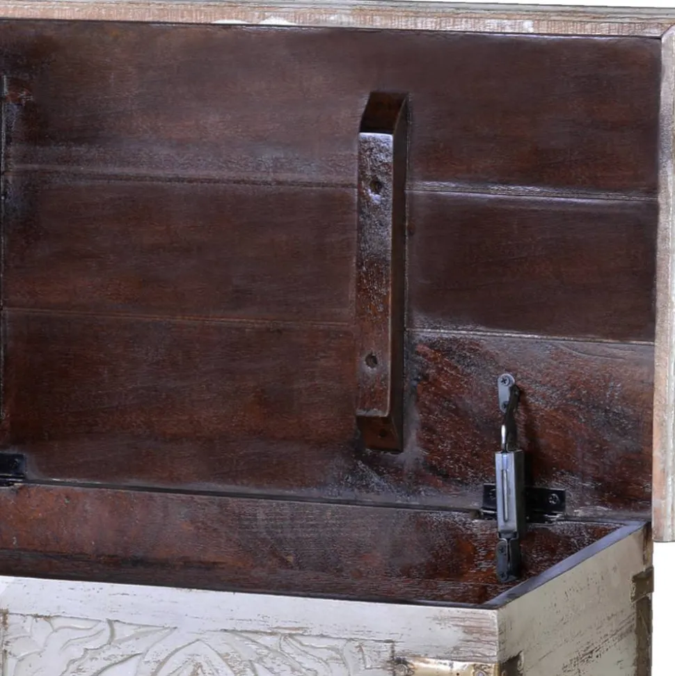 Vintage Holztruhe in Antikweiß mit Bronze - Volkma