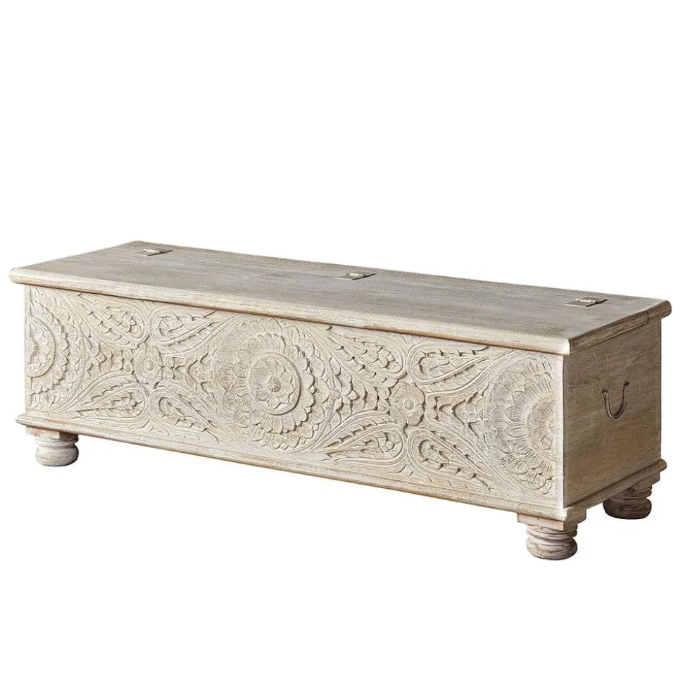 Vintage Truhe mit Ornament Schnitzereien - Natali