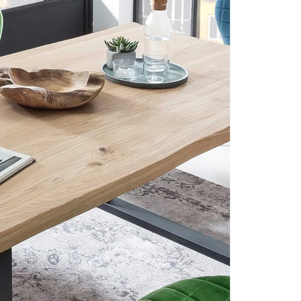 Waldkanten Esstisch aus Wildeiche massiv - Clasina