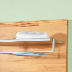 Wandgarderobe Coestra aus Kernbuche Massivholz