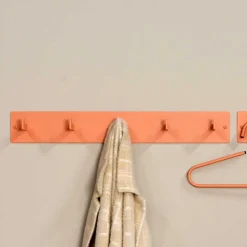 Wandgarderobenleiste in Terracotta aus Stahl - Ranini