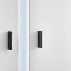 Weißer Vitrinenschrank mit LED Beleuchtung - Tirol