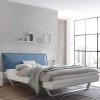 Weißes Designbett mit Polsterkopfteil in Blau - Giralna