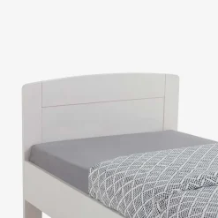 Weißes Holzbett Arbitia aus Buche massiv