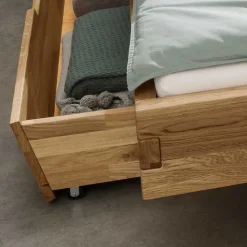 Wildeiche Schubkastenbett & Nachtkommoden - Aryvano (dreiteilig)