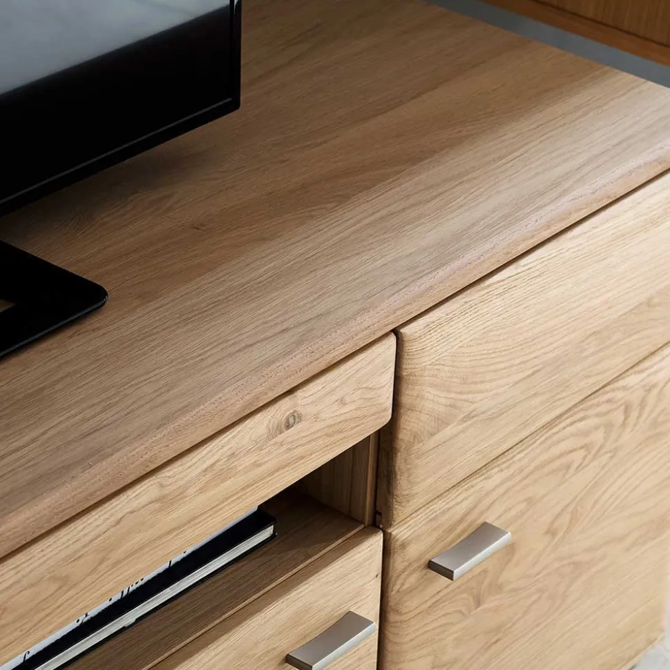 Wohnkombination in Eiche Bianco teilmassiv Pontros optional mit LED (vierteilig)