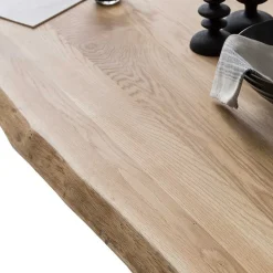 X-Fuß Esszimmertisch mit Baumkantenplatte - Ebrania